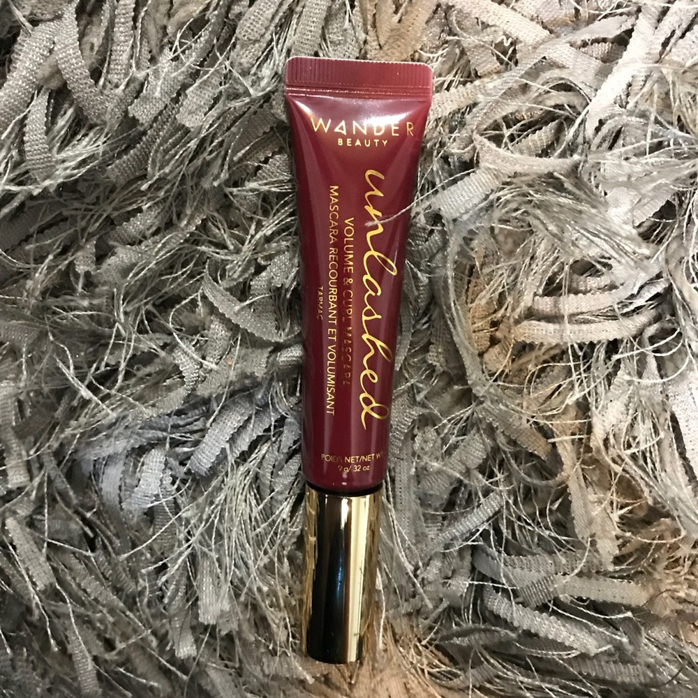 Wander Beauty's Unlashed Volume and Curl Mascara